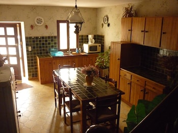 Domaine De La Rode Buze,Pradines>>Cahors,3 star