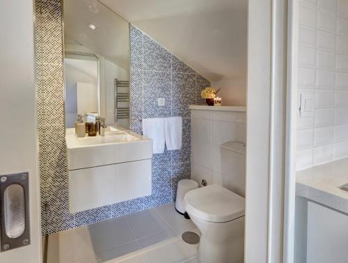 porto downtown lovers suites bombarda 451