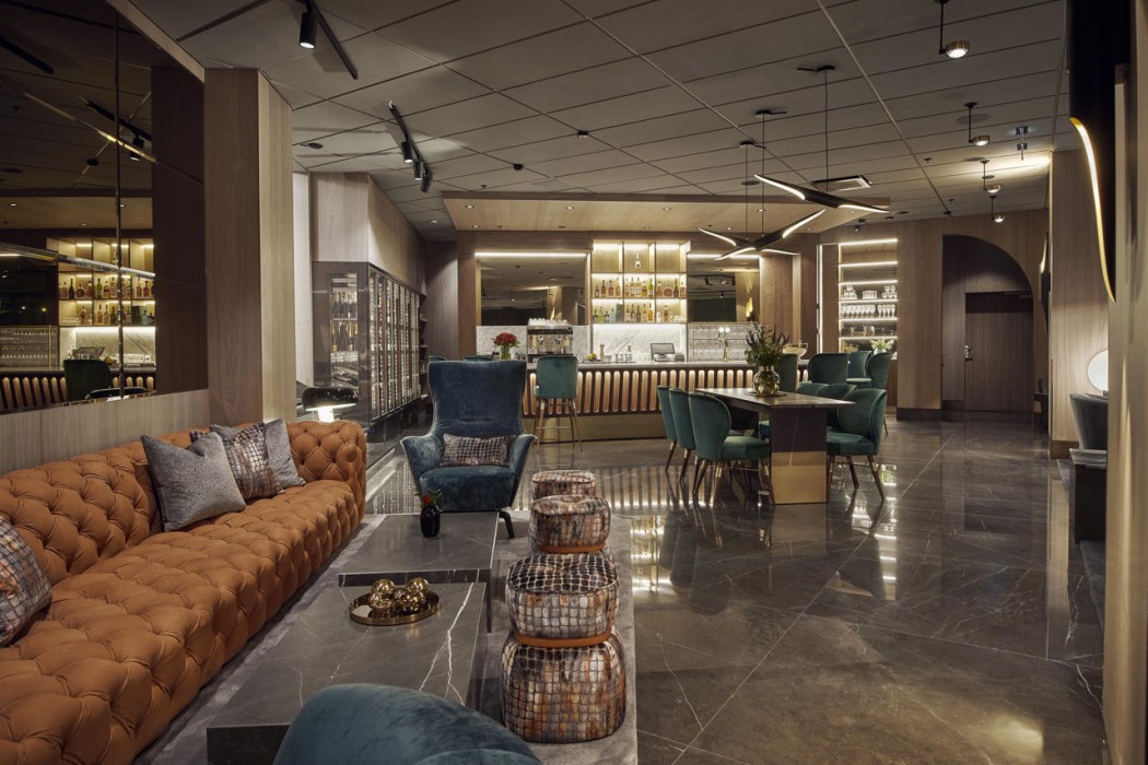 hotel riverton
