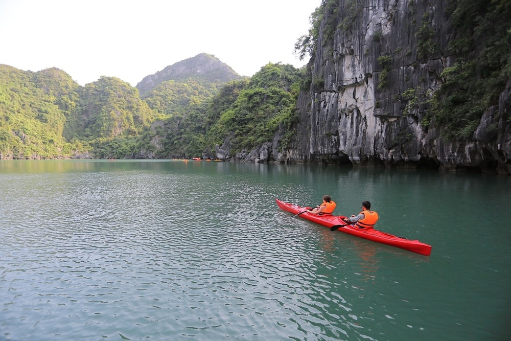 secret halong cruise
