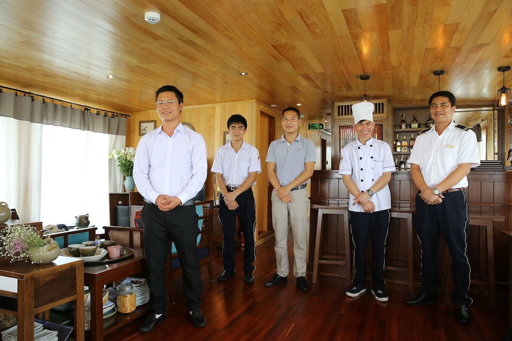 secret halong cruise