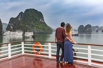 secret halong cruise