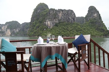 secret halong cruise