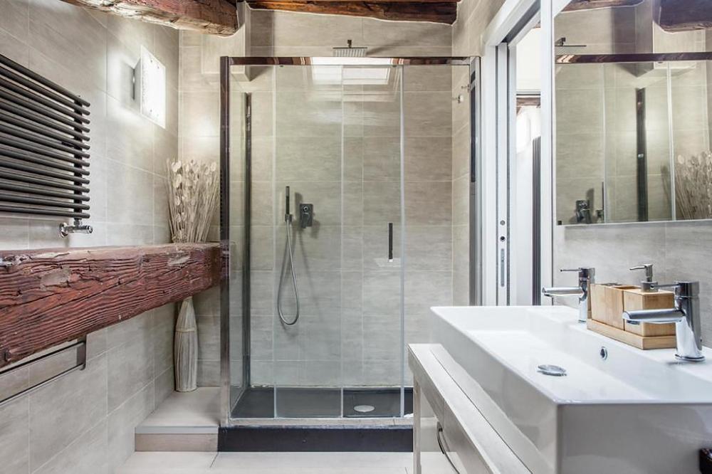 ponte milvio luxury house