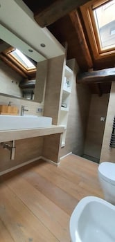 ponte milvio luxury house