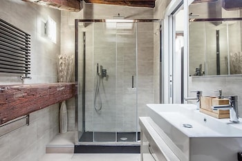 ponte milvio luxury house