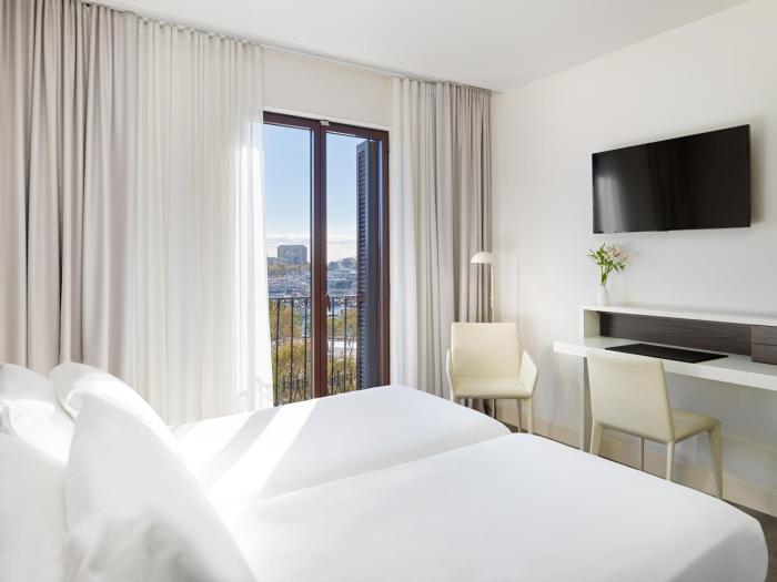 h10 port vell