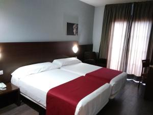 Hotel Canal Olimpic,Castelldefels>>Barcelona,3 star