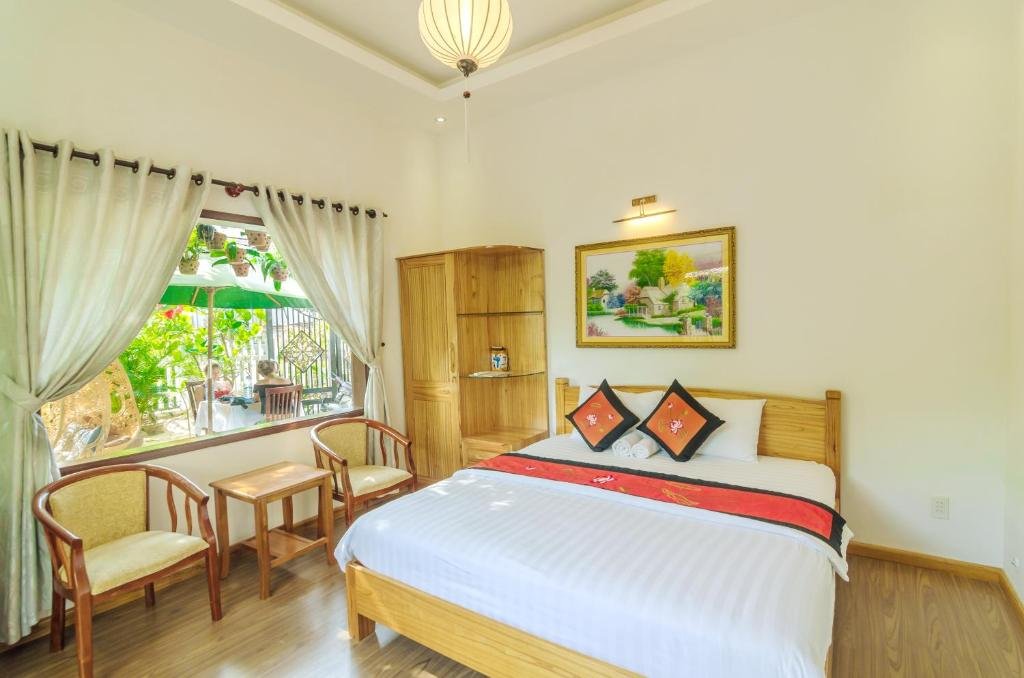 tue tam villa