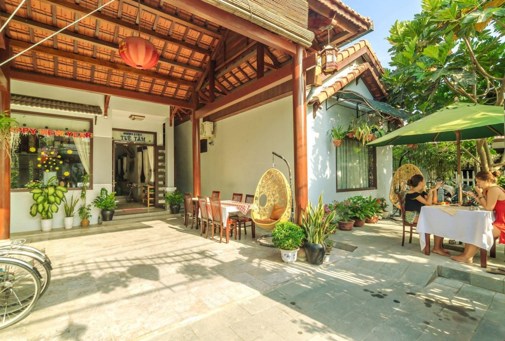 tue tam villa