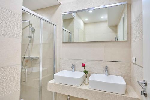 best location rooms