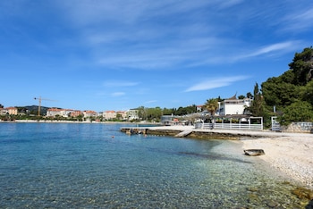 Best Location Rooms,Split>>Podstrana,4 star
