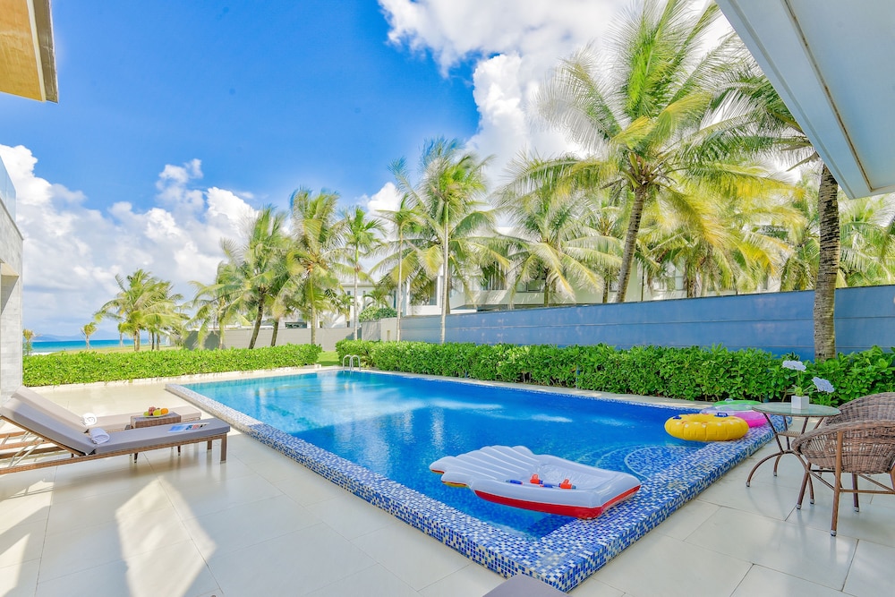 the five stars villa