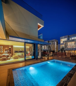 the five stars villa