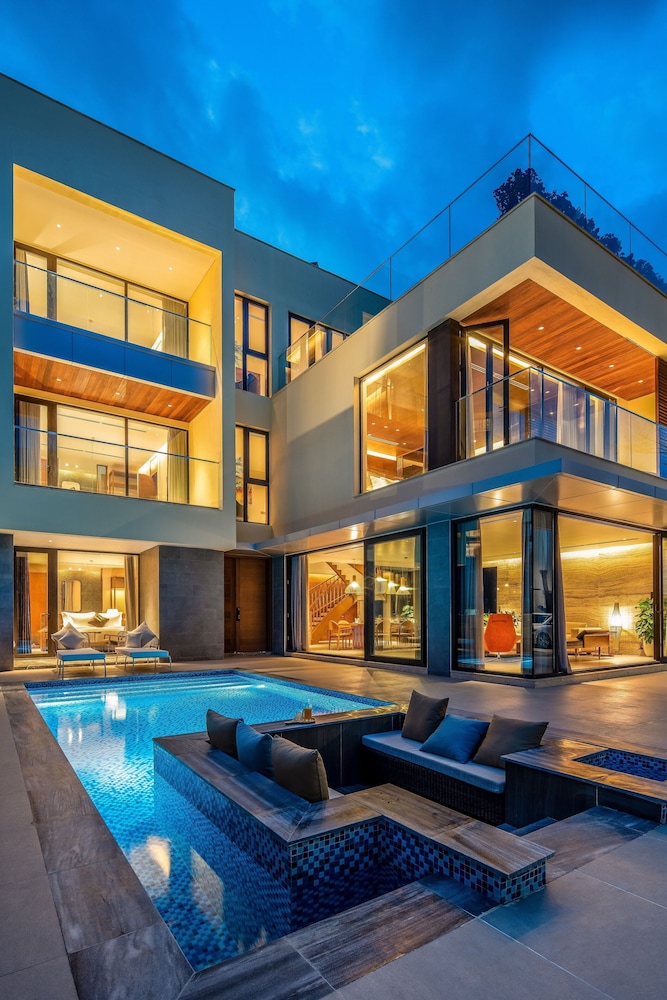 the five stars villa