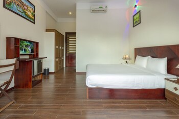 ha my beachside villa hoian