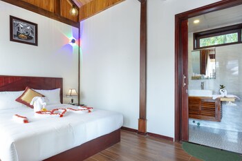 ha my beachside villa hoian