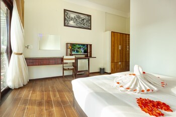 ha my beachside villa hoian