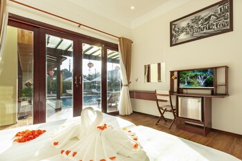 ha my beachside villa hoian