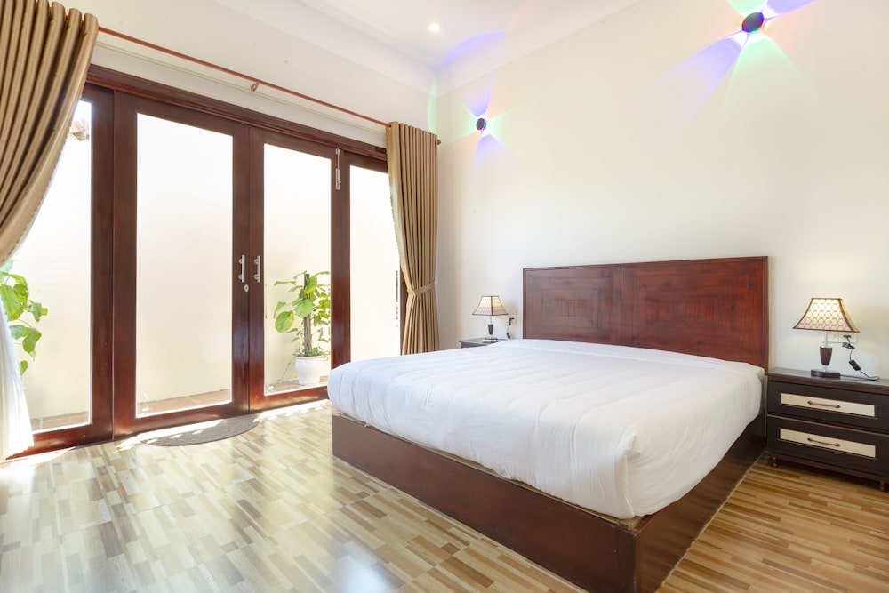 ha my beachside villa hoian
