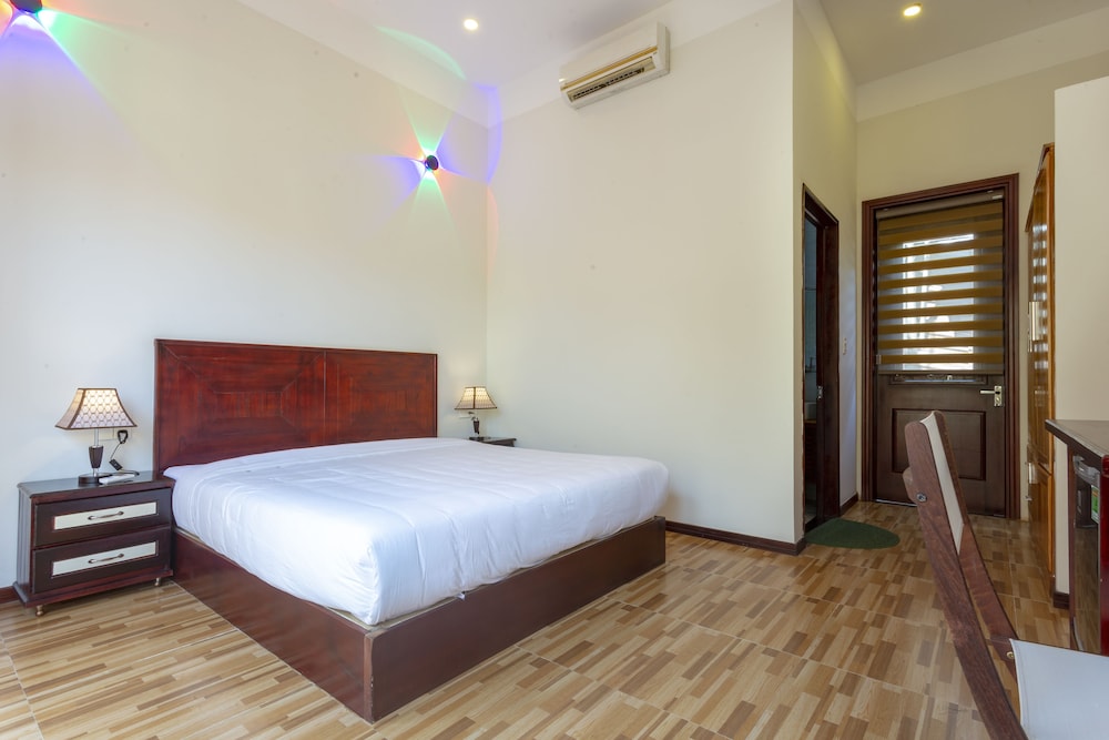 ha my beachside villa hoian