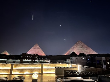 Cozy Studios Pyramids View,Cairo>>Al Haram,3 star