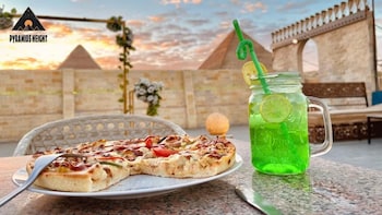 Cozy Studios Pyramids View,Cairo>>Al Haram,3 star