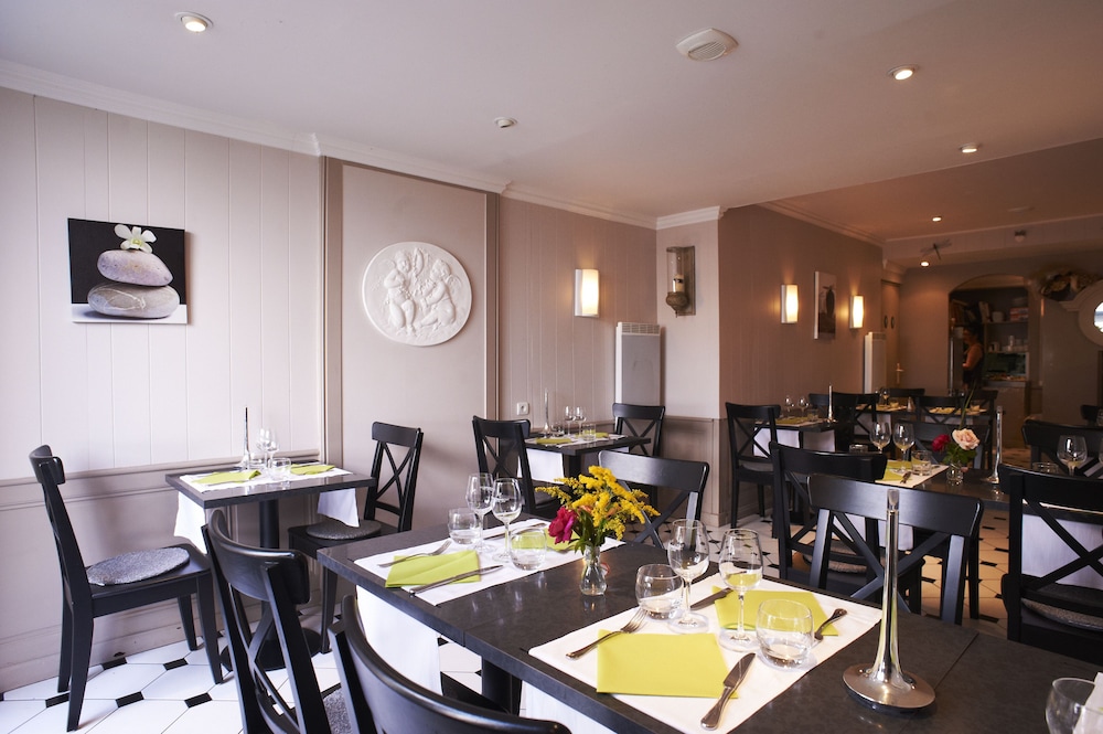 cristal hotel restaurant