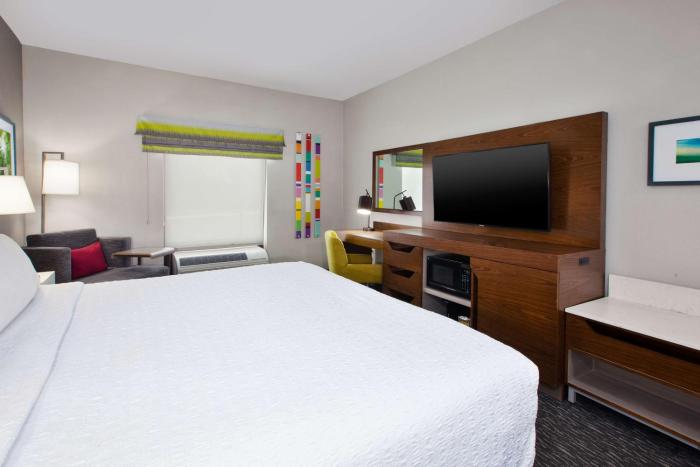 hampton inn clarion