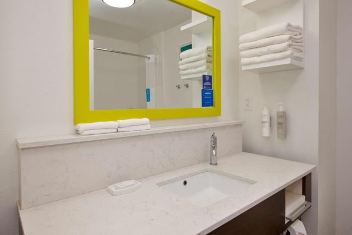 hampton inn clarion