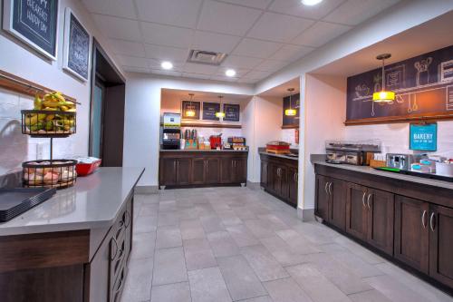 hampton inn clarion