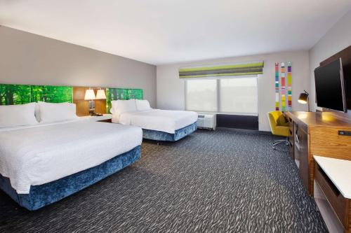 hampton inn clarion