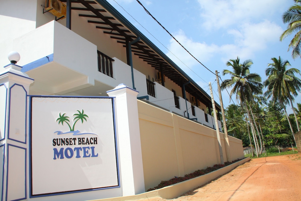 sunset beach motel