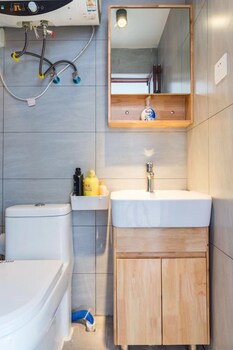 beijing drum tower luxurious apartment