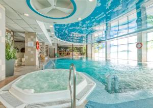 Unimars Hotel Riga,Sarkandaugava>>Riga,3 star