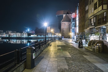 happy stay old town tartaczna st 210 b