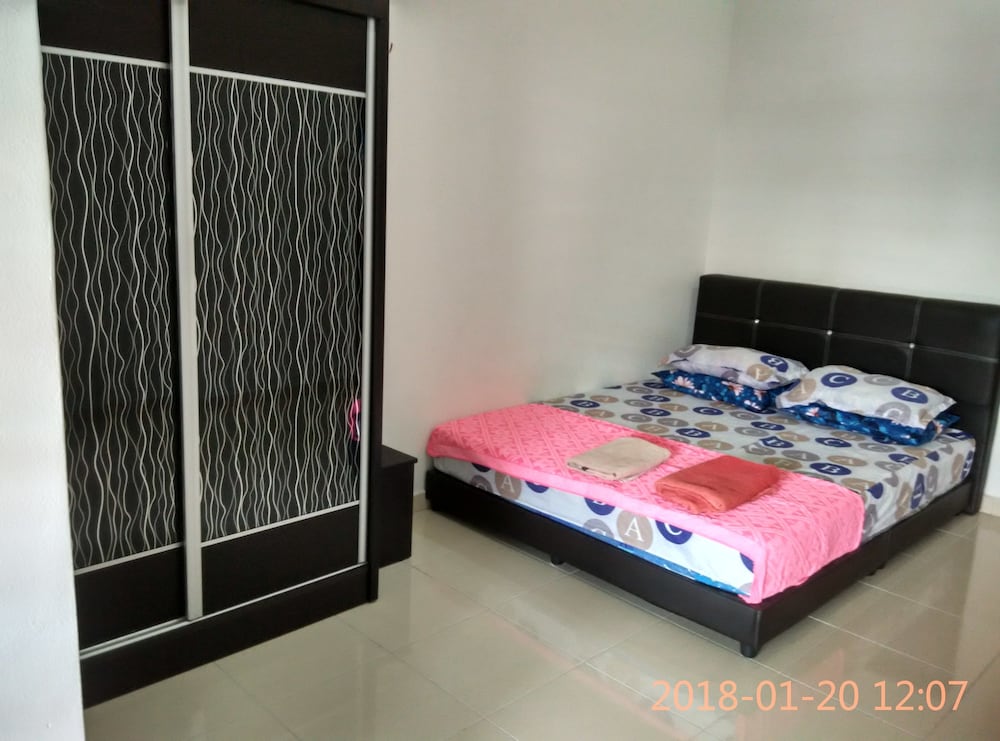 alya homestay