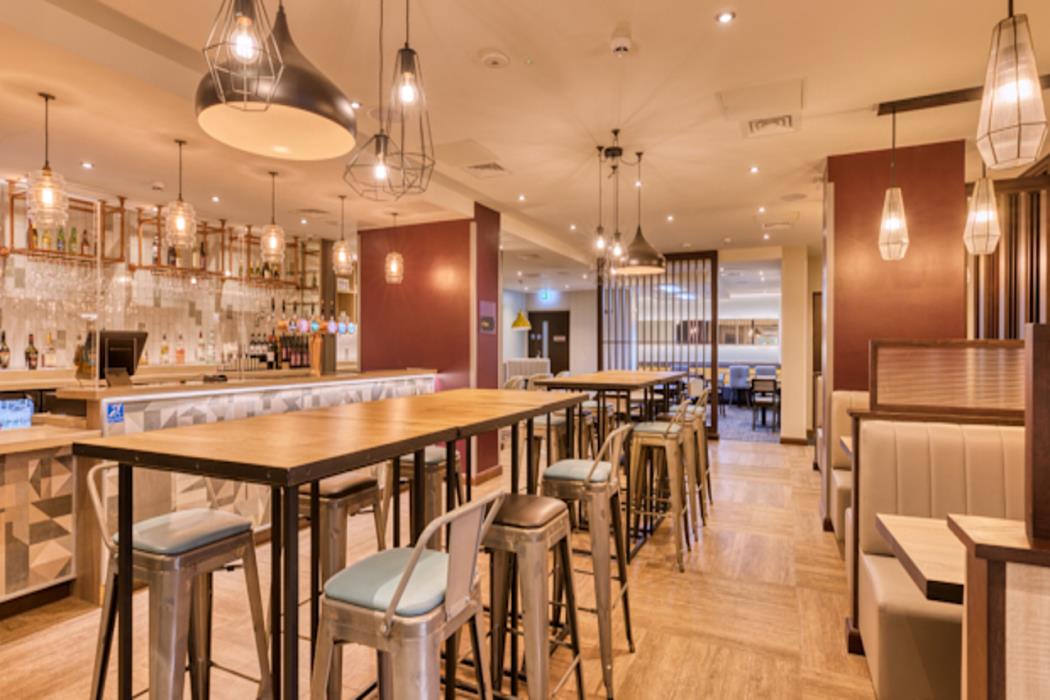 premier inn dublin city centre temple bar