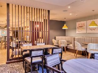 premier inn dublin city centre temple bar