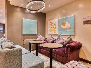 premier inn dublin city centre temple bar