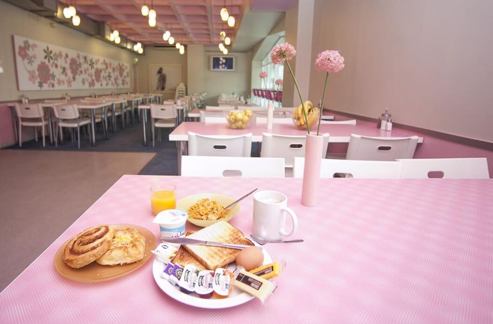 citrus hotel cardiff by compass hospitality