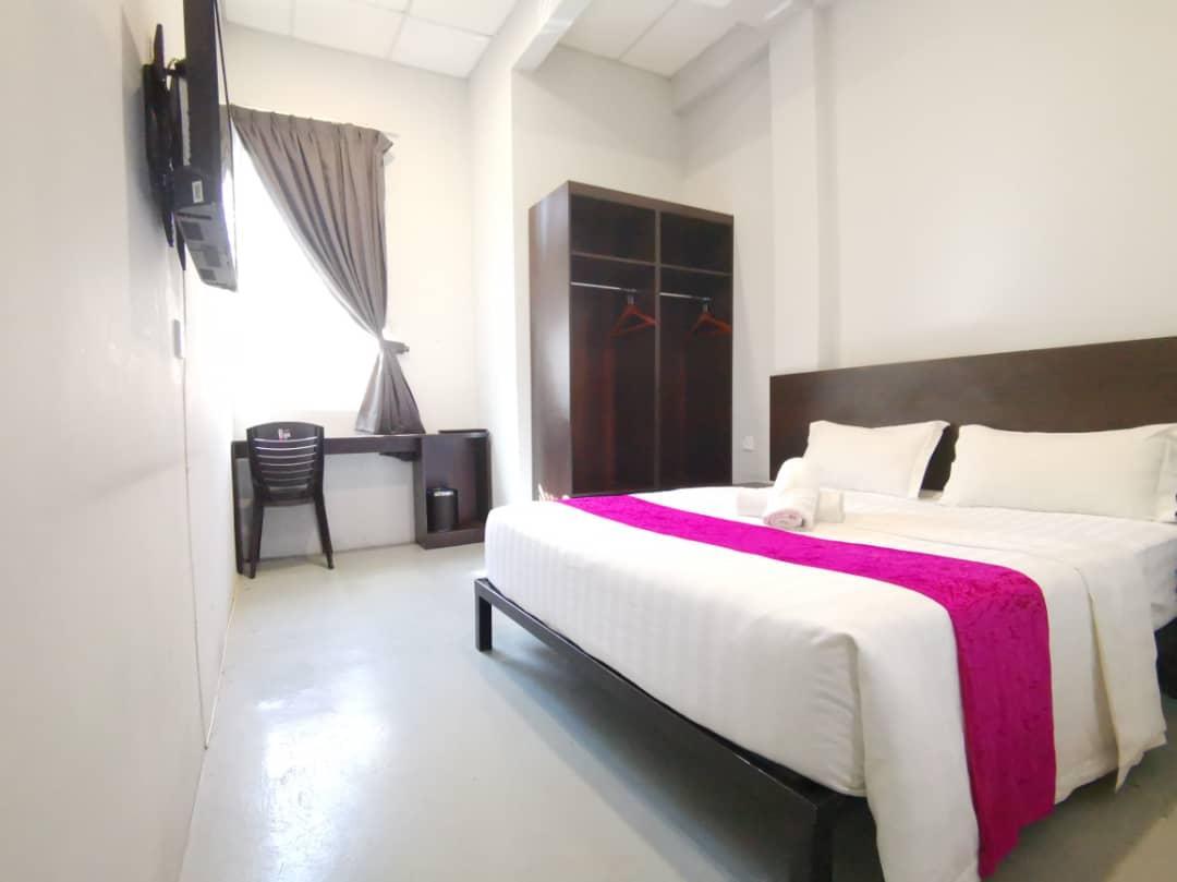 bl hotel