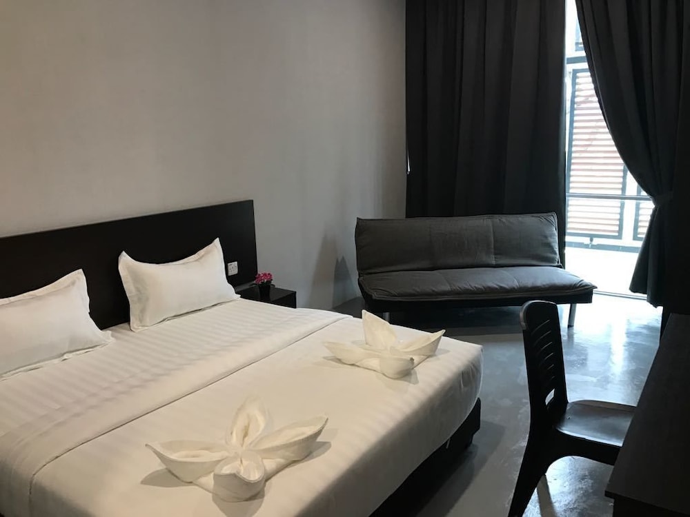 bl hotel