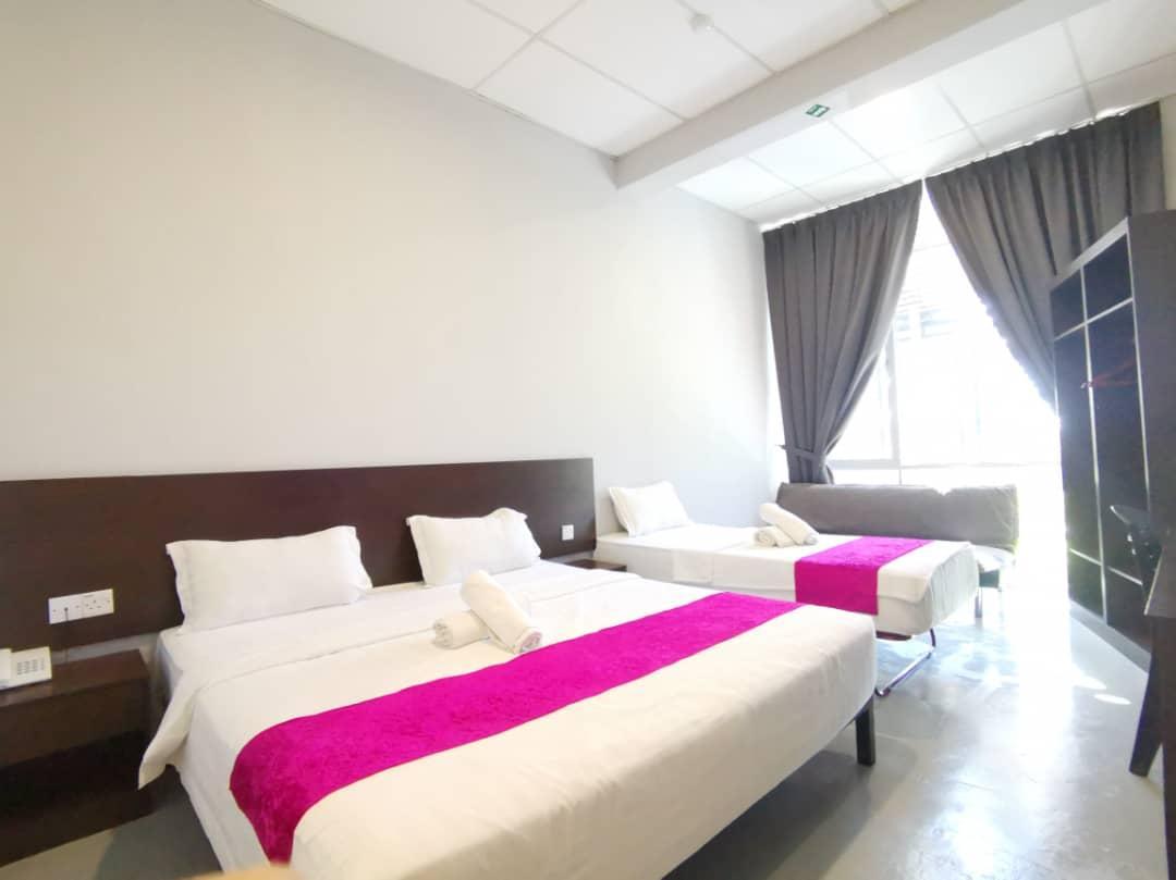 bl hotel