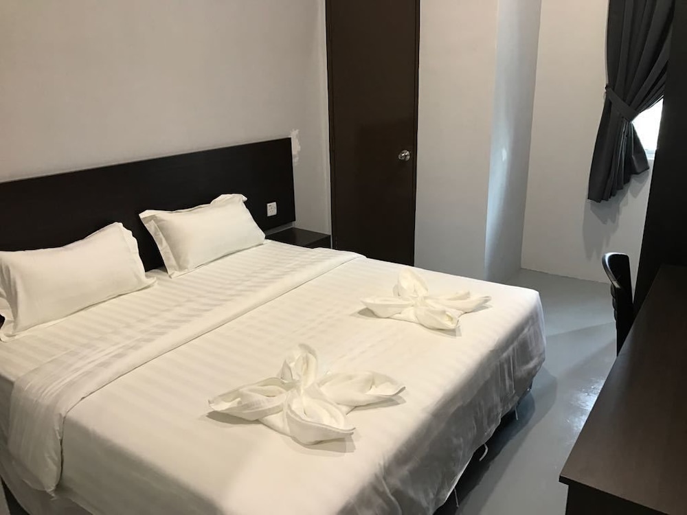 bl hotel