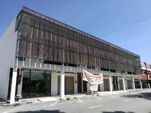 bl hotel