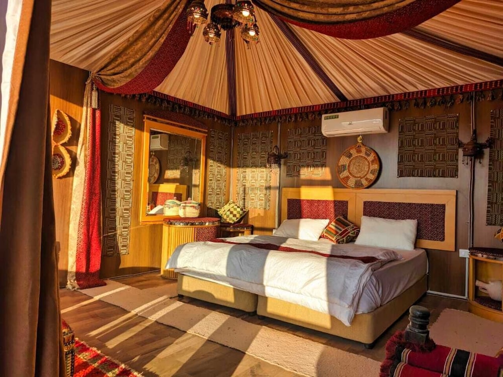 desert sand camp