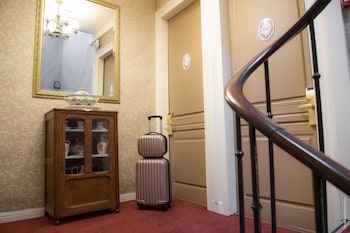 Hotel De Charme La Bonne Adresse,Near Le Havre St. Joseph Church,2 star