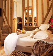 auberge de la source