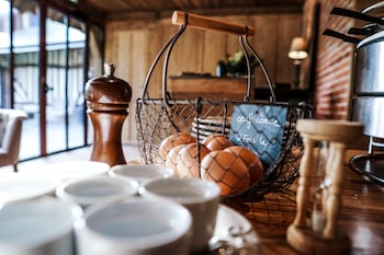 Auberge De La Source,Barneville-La-Bertran>>Barneville-Carteret,4 star